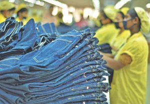 Denim, T-Shirts & Activewear Manufacturers in Bangladesh for Indian Retailers (Bulk & Export Guide 2026)